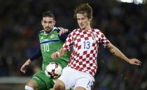 Britain Football Soccer - Northern Ireland v Croatia - International Friendly - Windsor Park, Belfast, Northern Ireland - 15/11/16 Northern Ireland's Kyle Lafferty in action with Croatia's Tin Jedvaj Reuters / Clodagh Kilcoyne Livepic