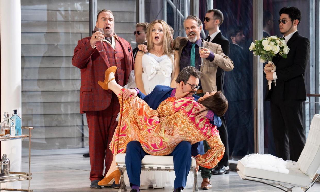 <span>Laugh a minute … Henry Waddington, Madison Leonard and Grant Doyle (standing) with Joshua Hopkins and Christine Rice in Un Giorno di Regno.</span><span>Photograph: Richard Hubert Smith</span>