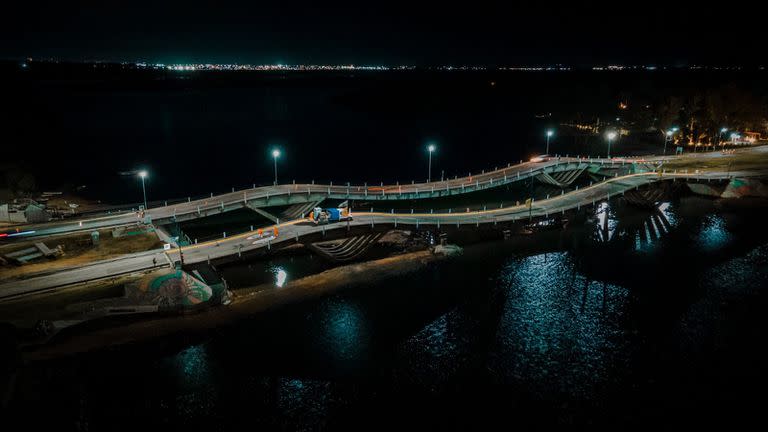 Reapertura del puente dos de La Barra