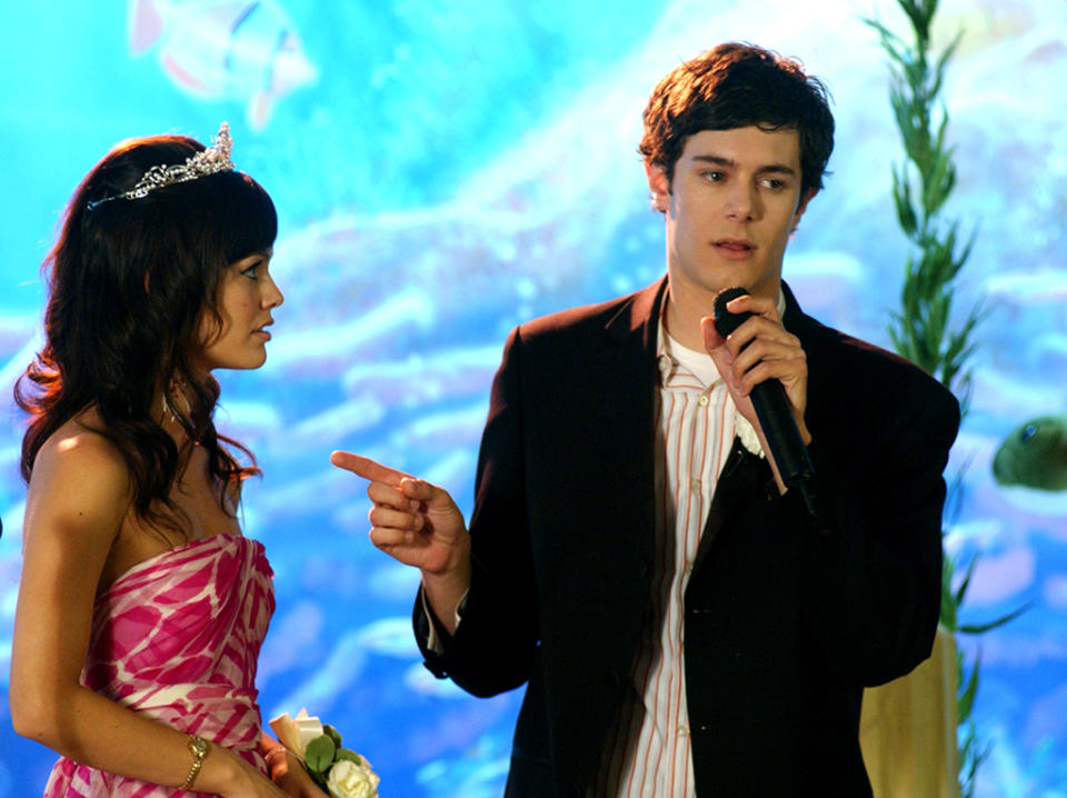 Rachel Bilson and Adam Brody in Season 2 of “The O.C.” - Credit: Everett Collection