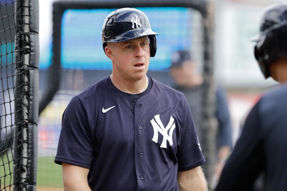 Erik Kratz, shown here playing for the New York Yankees in 2020, is a 1998 Dock Mennonite graduate.