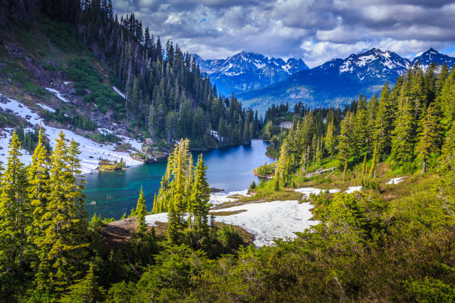 PACIFIC NORTHWEST WONDERS: Bask in unspoiled beauty along Oregon