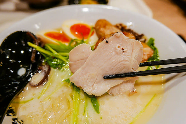 【日本旅遊】【日本長野 輕井澤美食】王子Outletラーメン錦（濃熟雞白湯）