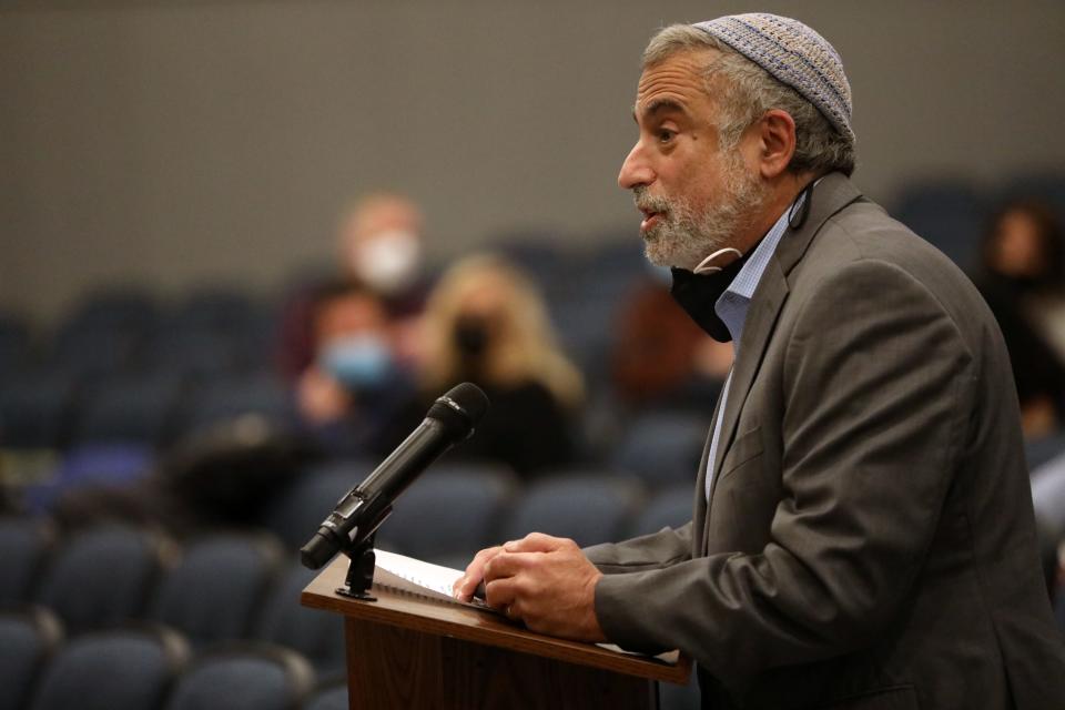 Rabbi Moshe Rudin speaks at the Randolph Board of Education meeting against having school open during the second day of Rosh Hashana. Tuesday, February 15, 2022