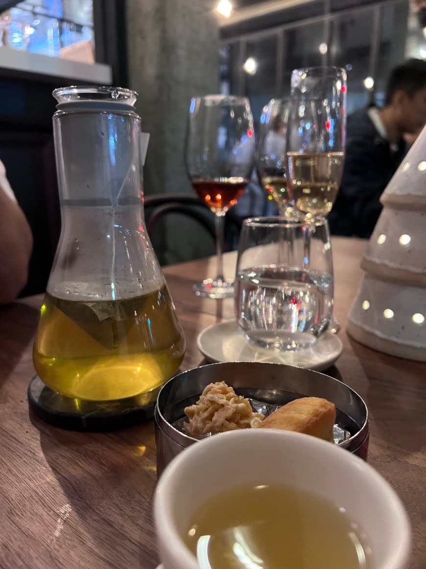 餐後小點，搭配香草茶