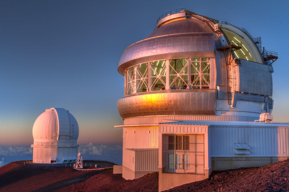 The Gemini North telescope, right, in Hawaii. (Photo: EduardMoldoveanuPhotography via Getty Images)