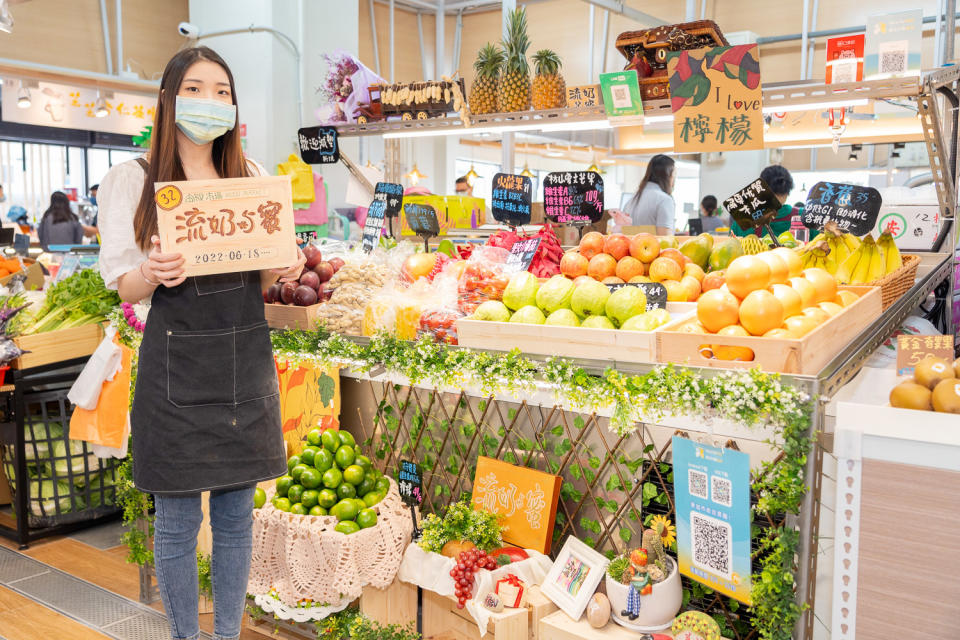 五股市場吸引許多90後的青年創業老闆在此發展事業。   圖：新北市市場處提供