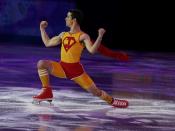 Spain's Javier Fernandez performs during the Figure Skating Gala Exhibition at the Sochi 2014 Winter Olympics, February 22, 2014. REUTERS/Alexander Demianchuk (RUSSIA - Tags: SPORT FIGURE SKATING SPORT OLYMPICS TPX IMAGES OF THE DAY)