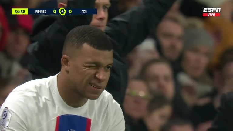 Mbappé, a la cancha