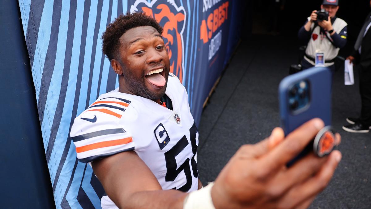 Roquan Smith Was Live With the Media When He Found Out About the Robert  Quinn Trade - Bleacher Nation