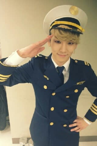 SHINEE's Key in pilot uniform