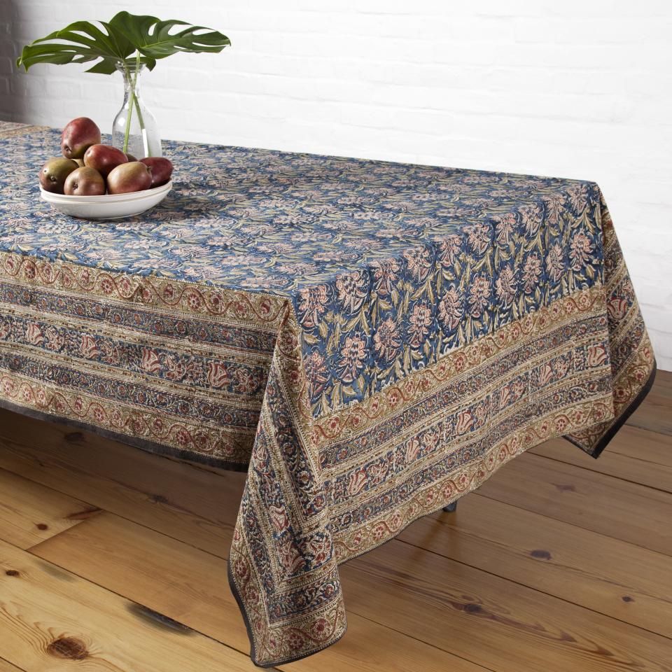 Pineapple Tablecloth by Marigold Living