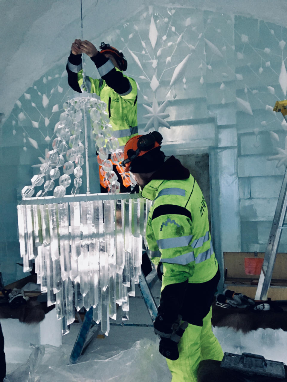 <p>An Icehotel chandelier being created</p>Luca Roncoroni