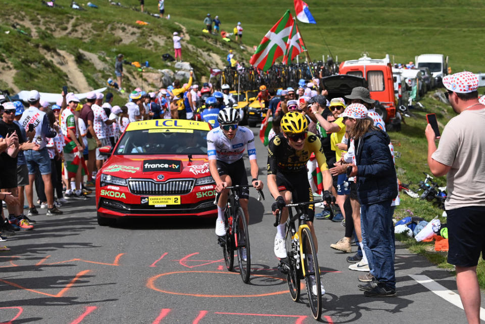 CAUTERETSCAMBASQUE FRANCE  JULY 06 LR Tadej Pogacar of Slovenia and UAE Team Emirates  White Best Young Rider Jersey and Jonas Vingegaard of Denmark and Team JumboVisma attack  during the stage six of the 110th Tour de France 2023 a 1449km stage from Tarbes to CauteretsCambasque 1355m  UCIWT  on July 06 2023 in  CauteretsCambasque France Photo by Tim de WaeleGetty Images