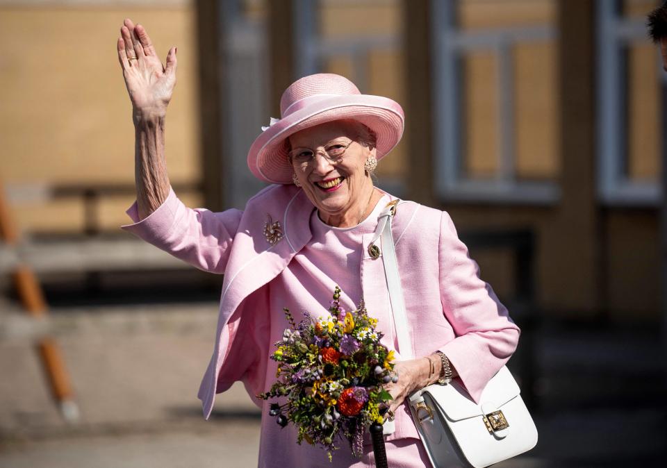 La reine du Danemark aura sa propre série, « +Af Guds nåde+ », retraçant son parcours et celui de la famille royale danoise.
