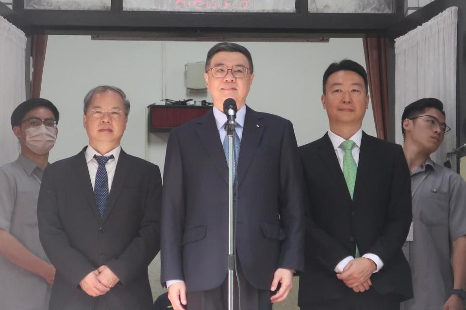 行政院長卓榮泰（中）   圖：林朝億/攝