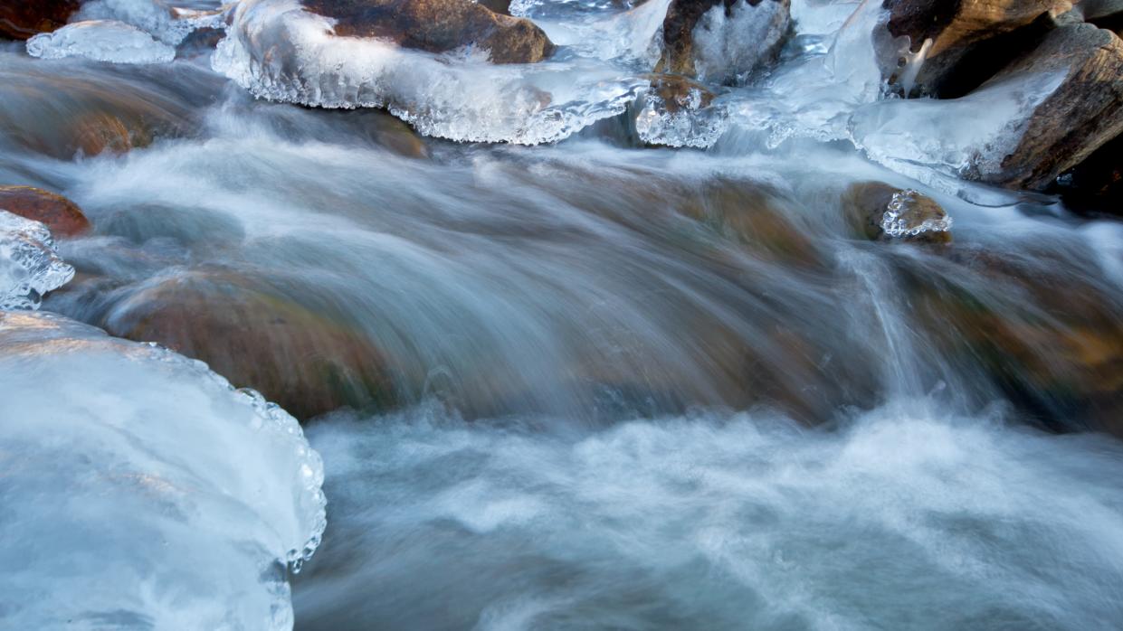  Big Thompson River Flowing in Rocky Mountain National Park. 