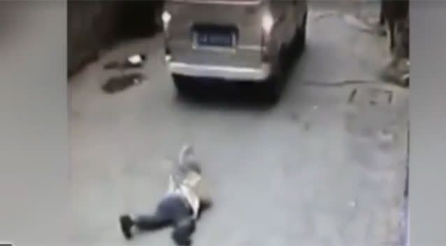 The young boy reportedly received only minor head injuries. Source: News365 YouTube