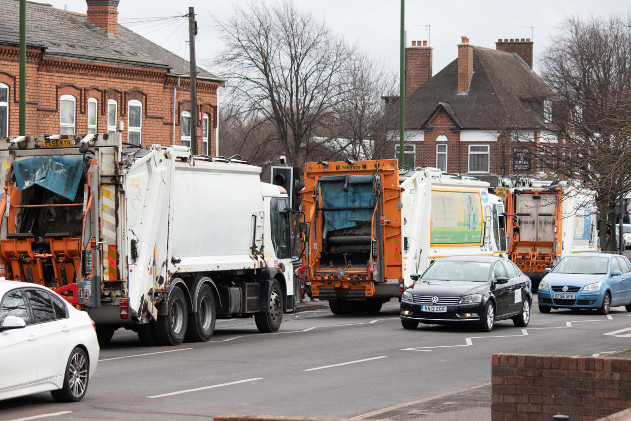 Birmingham Bin men and agency staff working to rule during the Council dispute. They are pictured on the Coventry Road in Hay Mills, Birmingham.