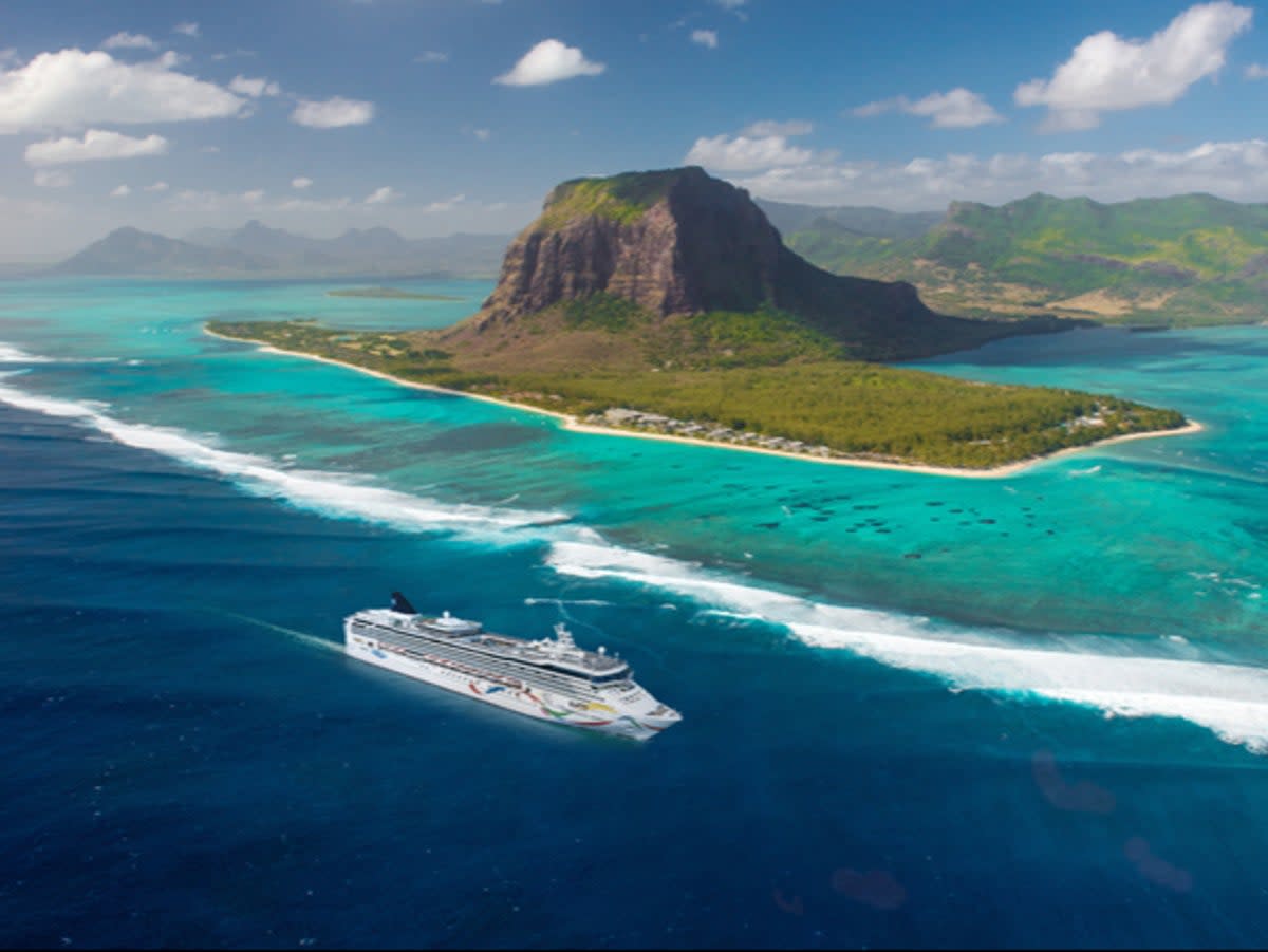 Stock image of the Norwegian Dawn off the coast of Mauritius (Getty Images/iStockphoto)