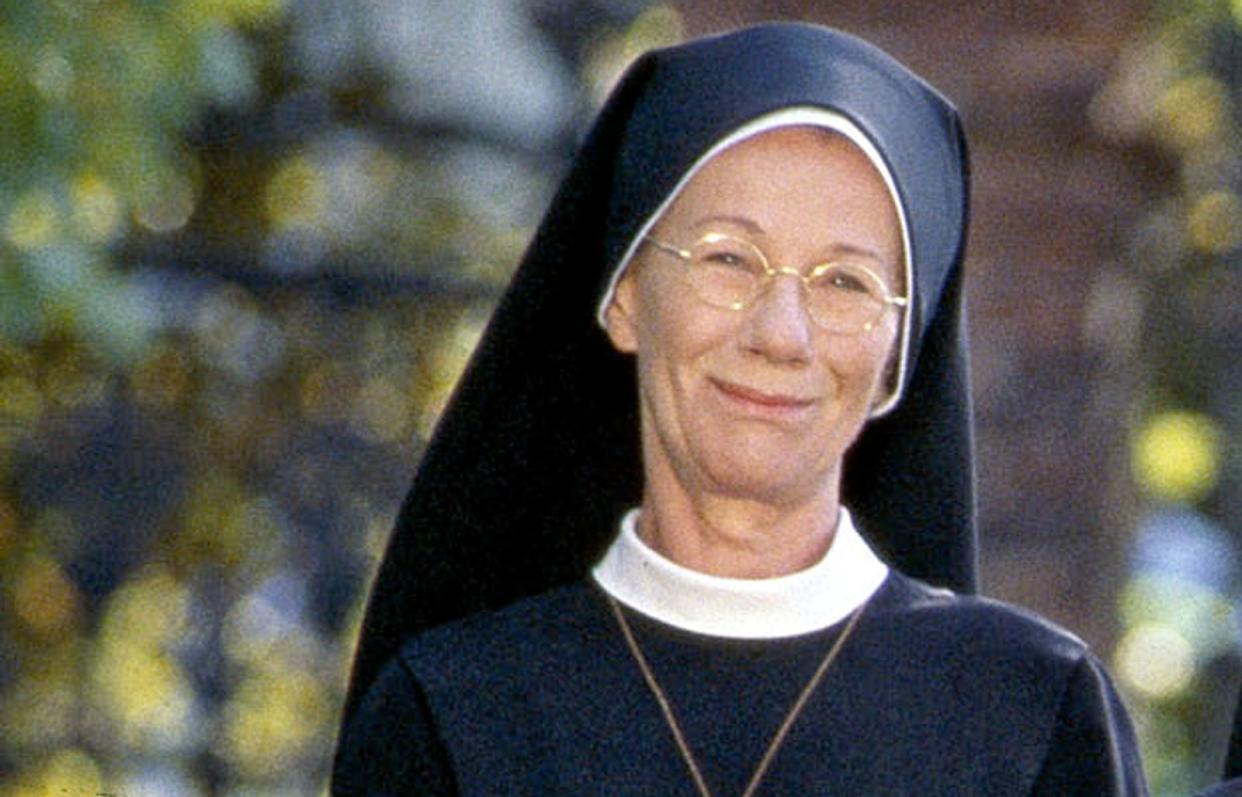 Als Schwester Felicitas in "Um Himmels Willen" erlangte Schauspielerin Karin Gregorek große Bekanntheit. Nun starb sie im Alter von 81 Jahren. (Bild: ARD/Barbara Bauriedl)