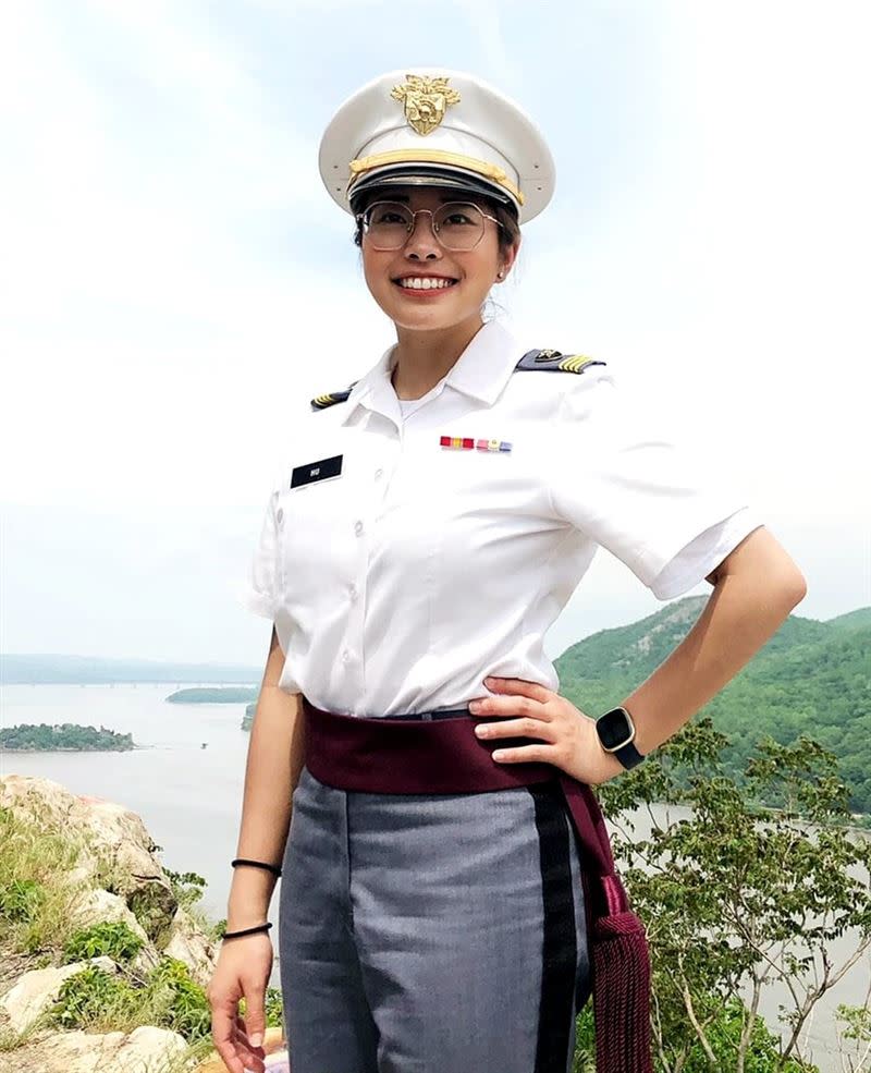 我國第3位西點軍校女畢業生！胡家琪允文允武「手槍射擊」成績一流