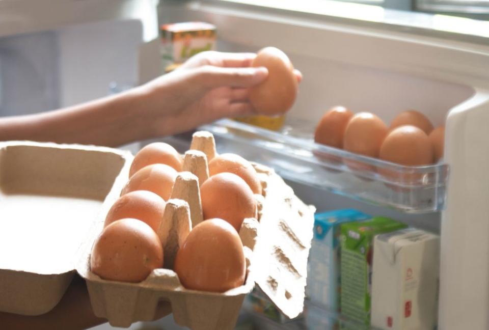 Saiba onde e como armazenar ovo na geladeira - Shutterstock