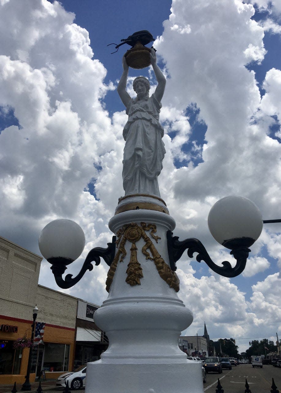 Boll Weevil monument in Enterprise, Alabama