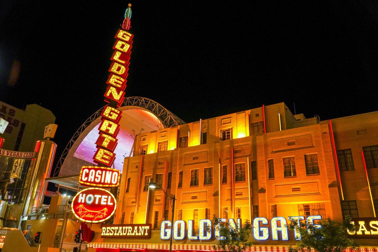 Golden Gate Hotel and Casino in Downtown Las Vegas - LAS VEGAS - NEVADA