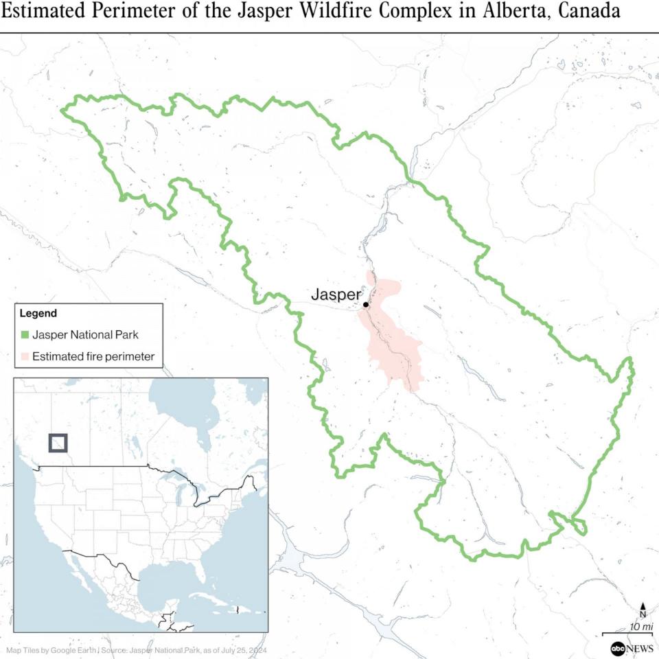 MAP: A map of the estimated perimeter of the Jasper Complex Fire, as of Thursday night. (ABC News / Jasper National Park, as of July 25, 2024)