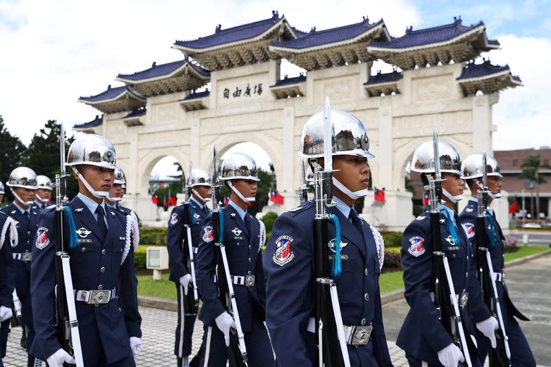 Honer guards at the welcome ceremony for Palau President Surangel Whipps in Taipei,