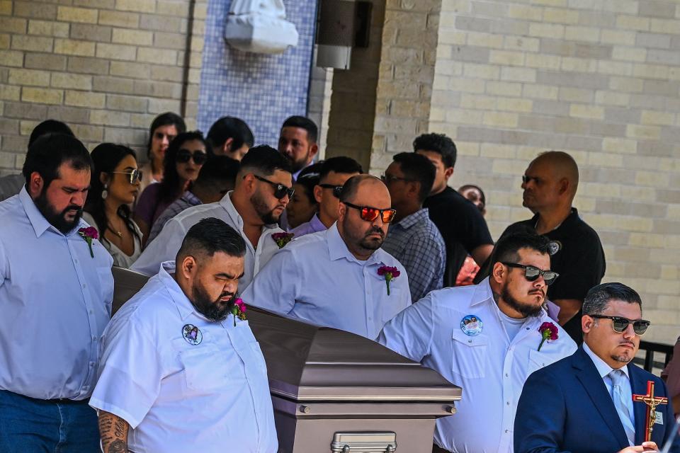 Funeral of one of the shooting victims of Robb Elementary School in Uvalde, Texas, on May 31, 2022.