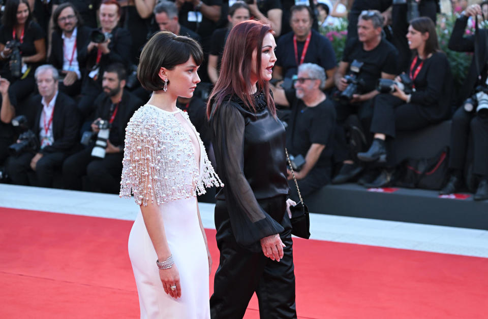 Cailee Spaeny and Priscilla Presley (Kristy Sparow / Getty Images)