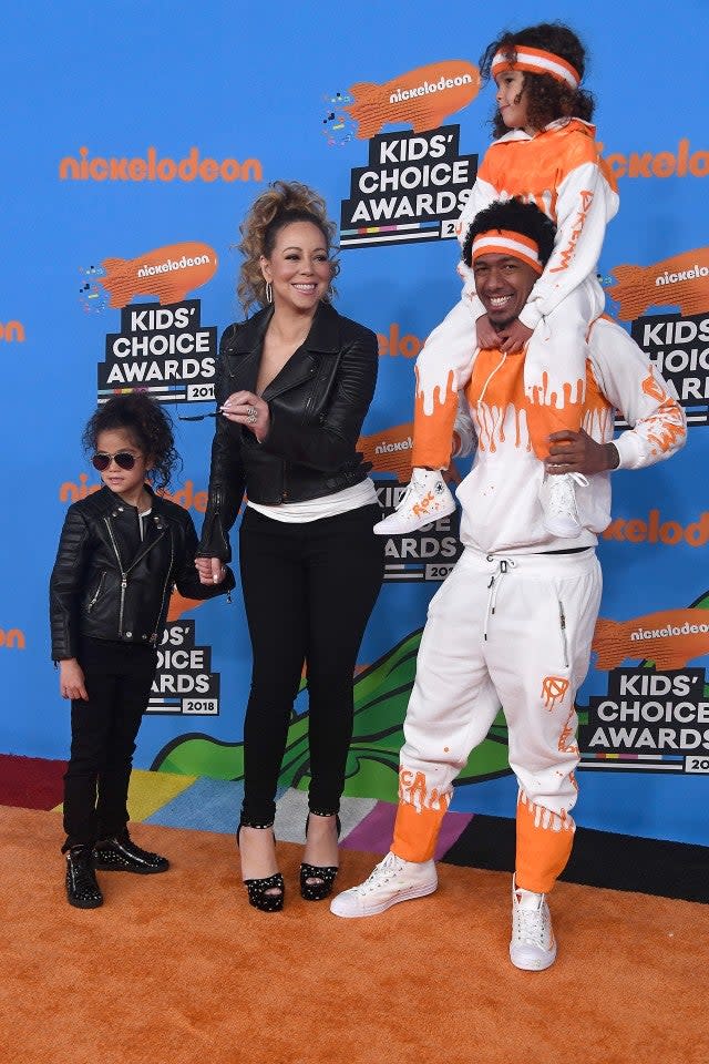 Mariah Carey and Nick Cannon get into dispute at Kids' Choice Awards