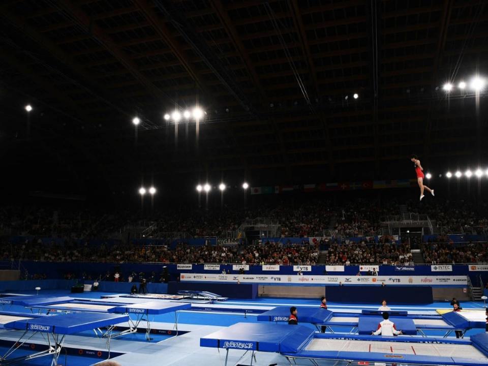 Trampolin-WM: Adam und Vogel erreichen das Halbfinale