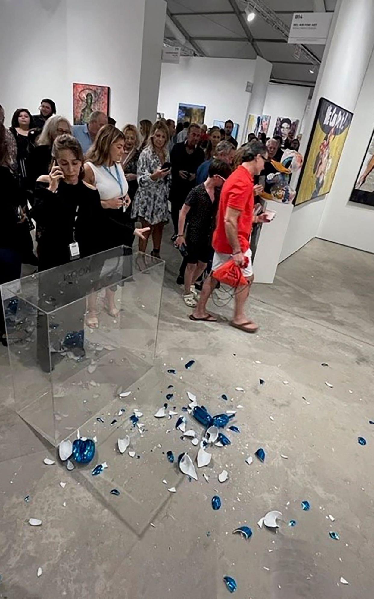 A limited-edition Balloon Dog glass sculpture by Jeff Koons worth $42,000 was accidentally toppled over by a collector in Miami last year