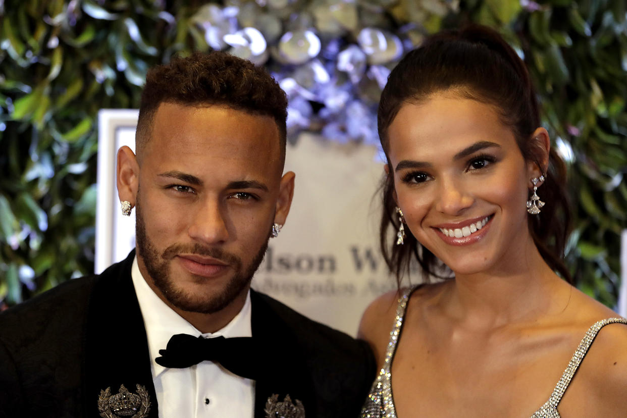 Bruna Marquezine junto a su pareja, el futbolista Neymar. Foto: Folhapress.