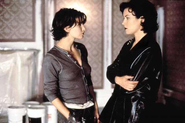 Gina Gershon and Jennifer Tilly having a tense conversation.