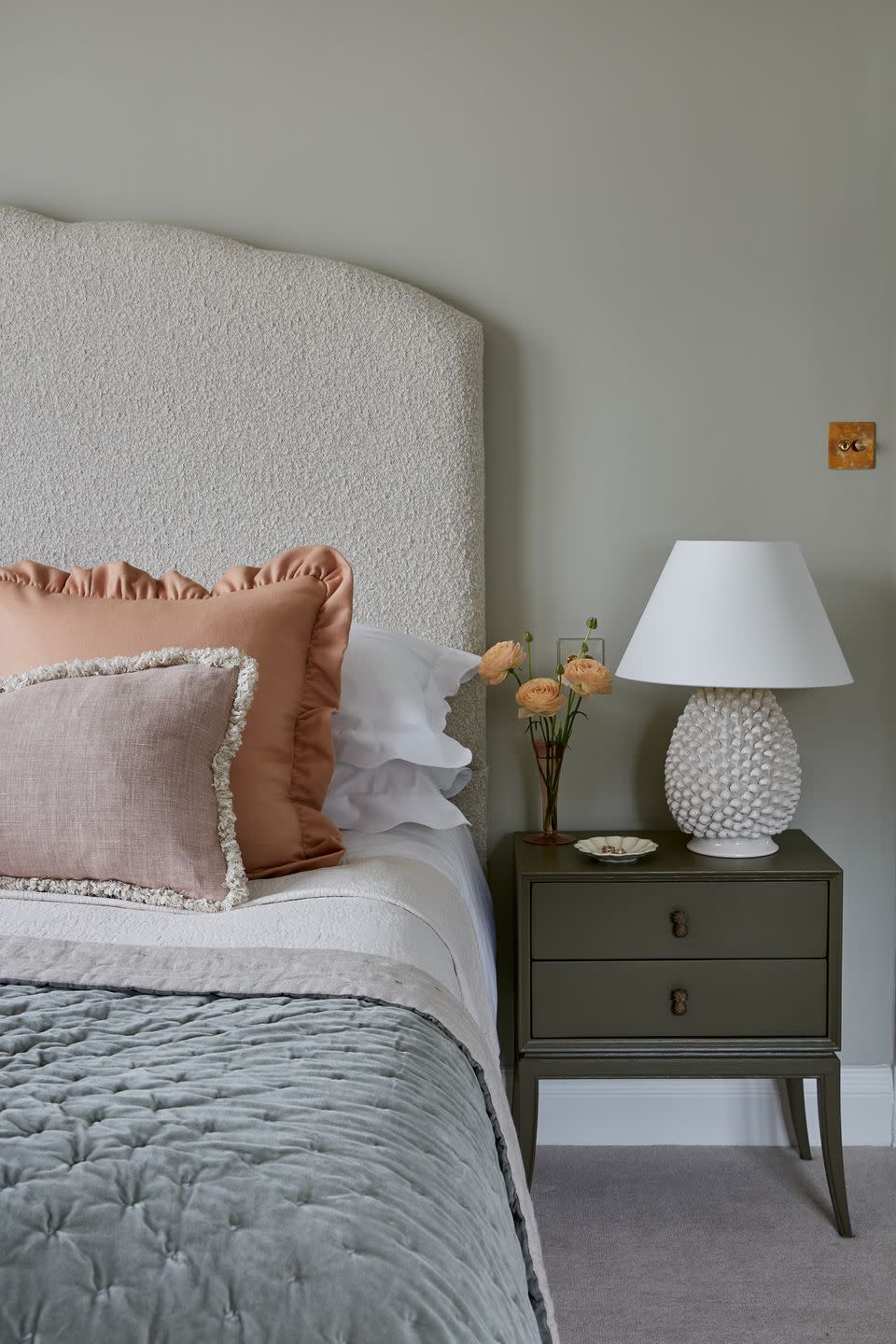 pink grey bedroom