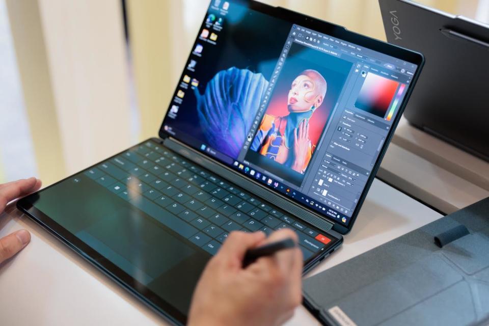 Yoga Book 9i