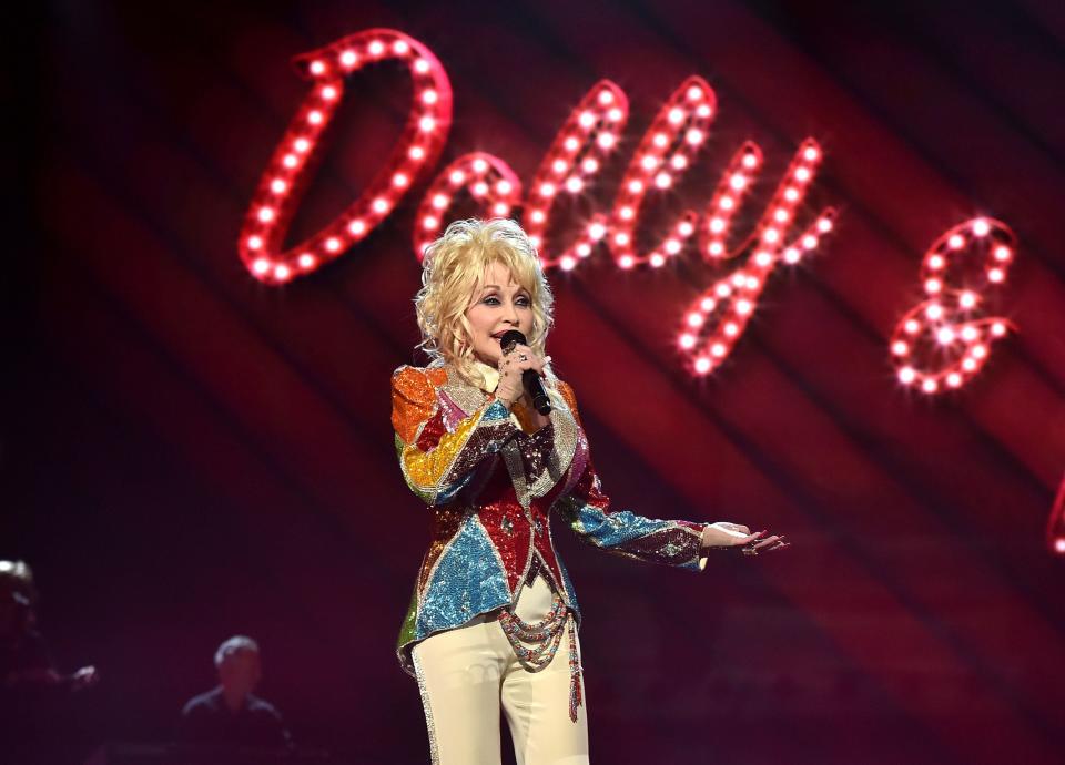 LAS VEGAS, NEVADA - APRIL 03:  Recording artist Dolly Parton performs onstage during the 51st Academy of Country Music Awards at MGM Grand Garden Arena on April 3, 2016 in Las Vegas, Nevada.  (Photo by Kevin Winter/ACM2016/Getty Images for dcp)