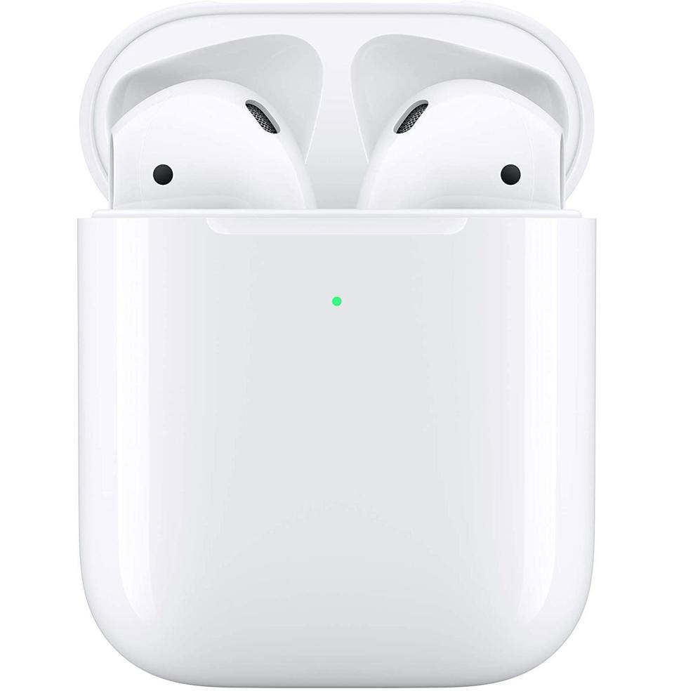 Apple AirPods with Wireless Charging Case