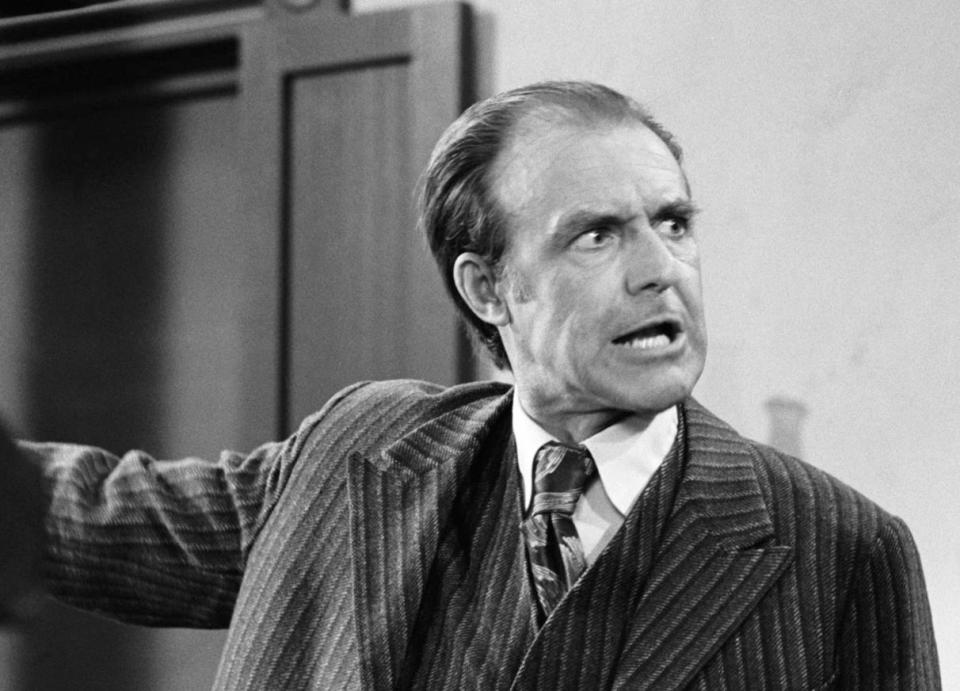 Nels fue el personaje de Richard Bull, que actuó tanto en la serie como en sus sucesivas cintas. En su filmografía encontramos créditos como 'Canción triste de Hill Street' (1985-1986), 'Autopista hacia el cielo' (1985-1988) o 'Sugar' (2008). Su último trabajo como actor fue 'Boss' (2011) antes de fallecer en 2014 a los 89 años. (Foto: NBCU Photo Bank / Getty Images)