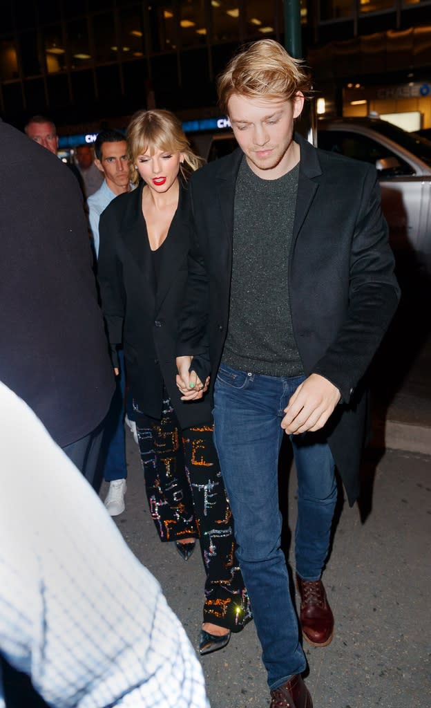 Taylor Swift, Joe Alwyn 