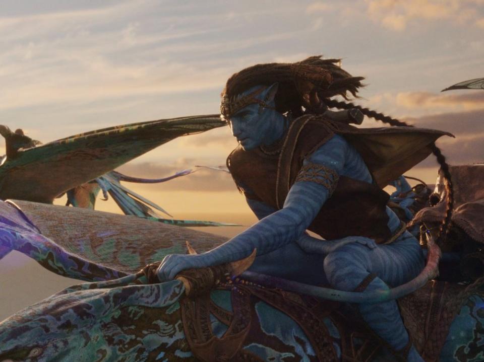 Der australische Darsteller Sam Worthington verkörpert auch in "Avatar 2" den ehemaligen Menschen Jake Sully. (Bild: 20th Century Studios/Disney)