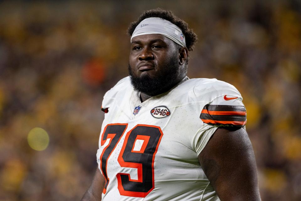 Cleveland Browns offensive tackle Dawand Jones (79) looks on Monday night in Pittsburgh.