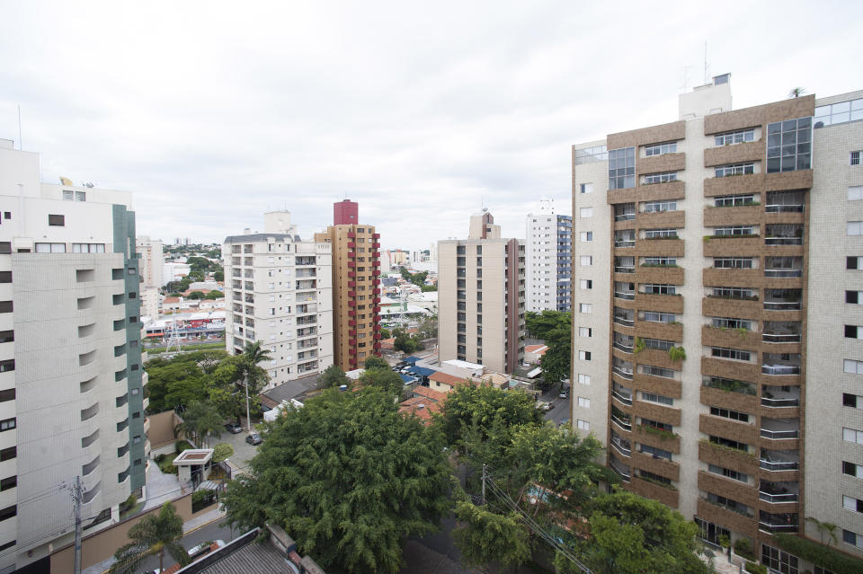 ***ARQUIVO***CAMPINAS, SP - Vista de um edifício em Cambuí, na cidade de Campinas, interior paulista. (Foto: Reinaldo Canato/Folhapress)
