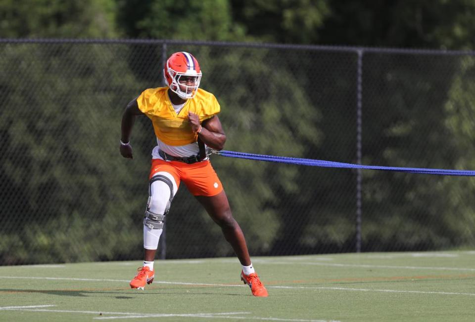 Clemson’s Adam Randall at the Tigers’ first practice of 2022 camp on Friday, Aug. 5.