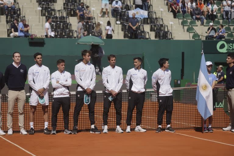 Fran Cerúndolo, Báez, Etcheverry, Molteni, González y el capitán Coria, el equipo argentino de Copa Davis en la última serie, en septiembre, a te Lituania en el BALTC