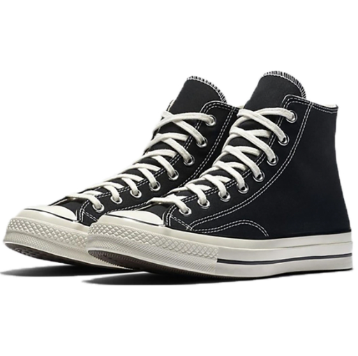 CONVERSE CHUCK 70完全不被潮流所影響，實穿好搭超經典。（圖片來源：CONVERSE）